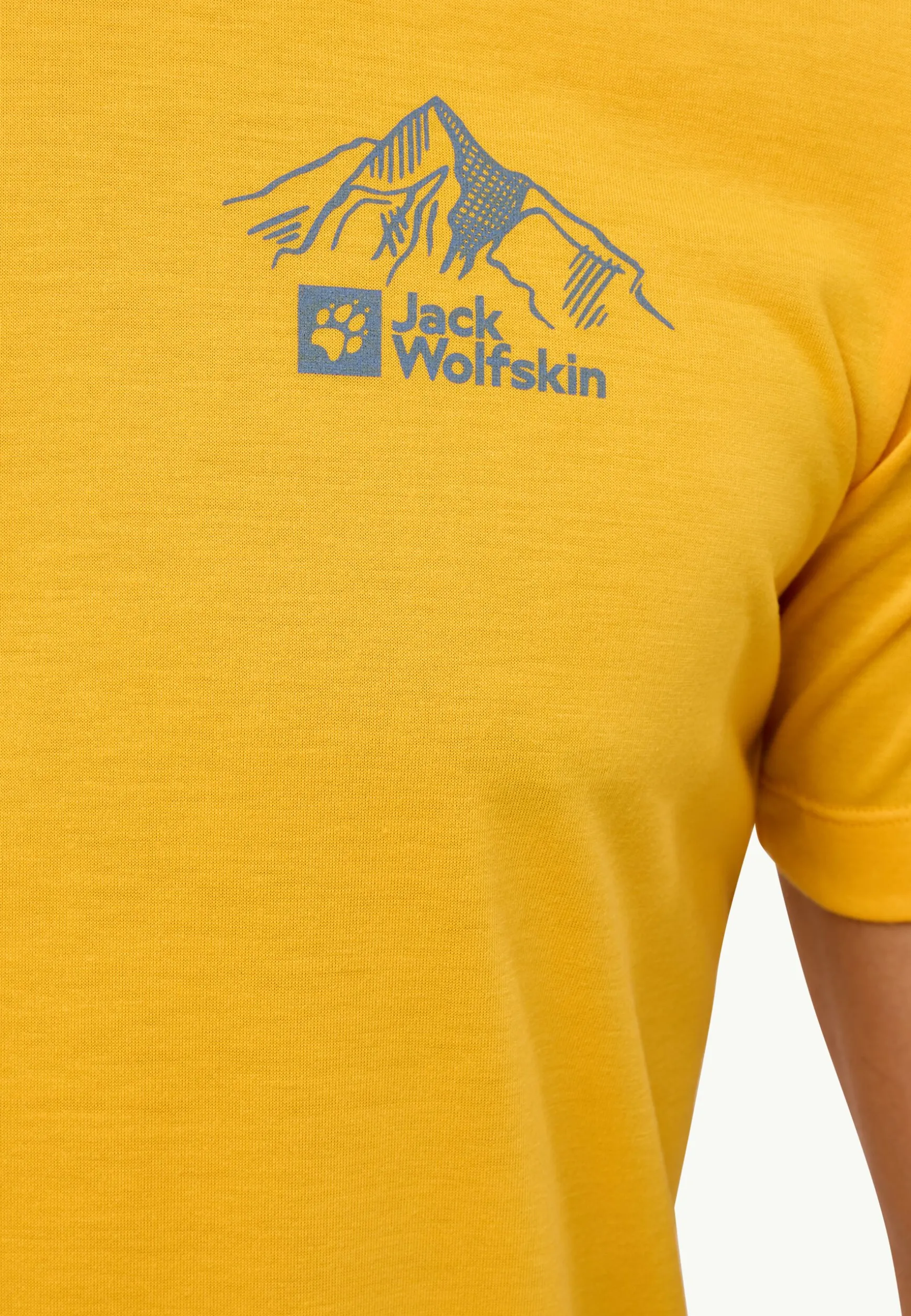 Vonnan Graphic T M